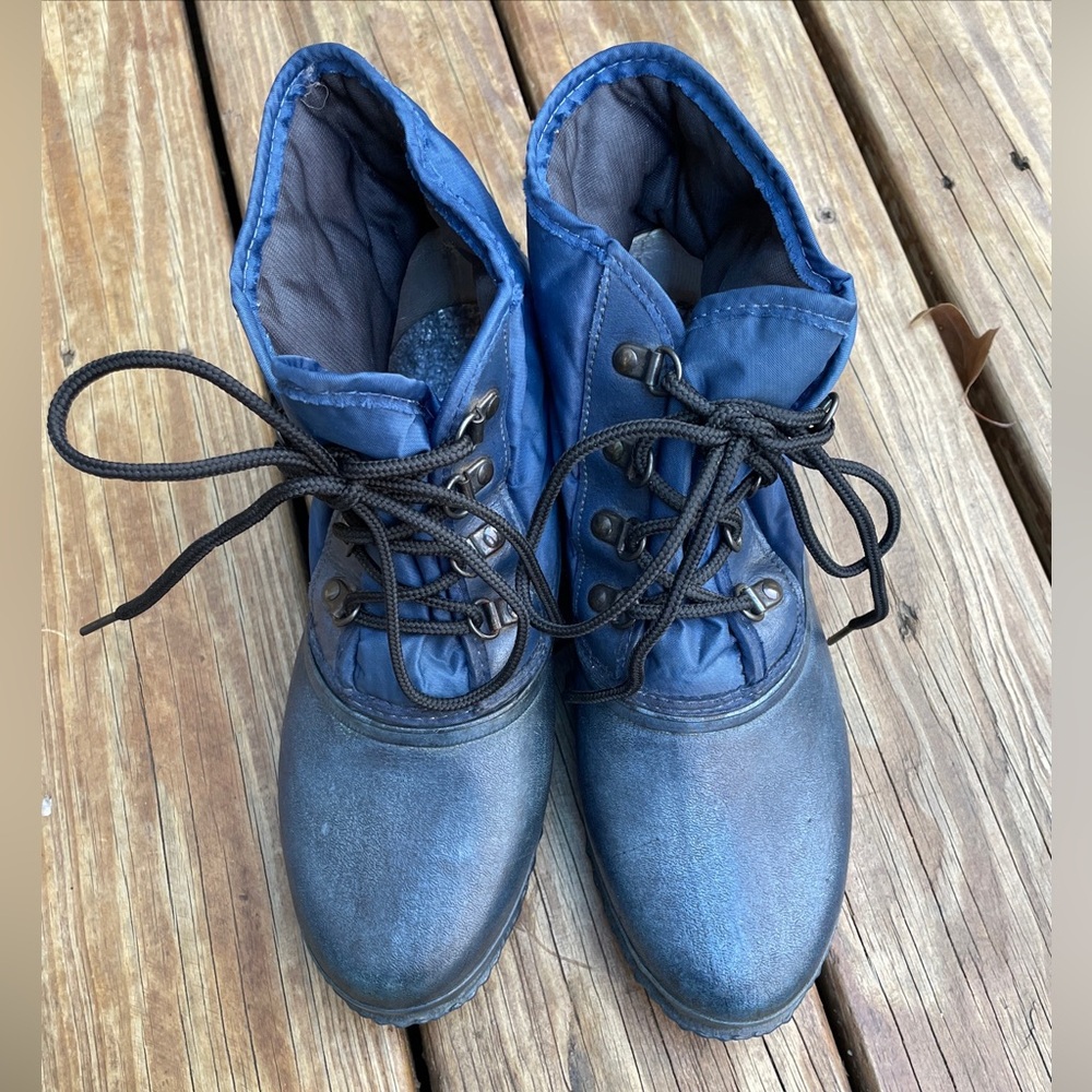 Sorel Soft Top Lace Up All Weather Boots Needs New Lining Size 8 Vintage